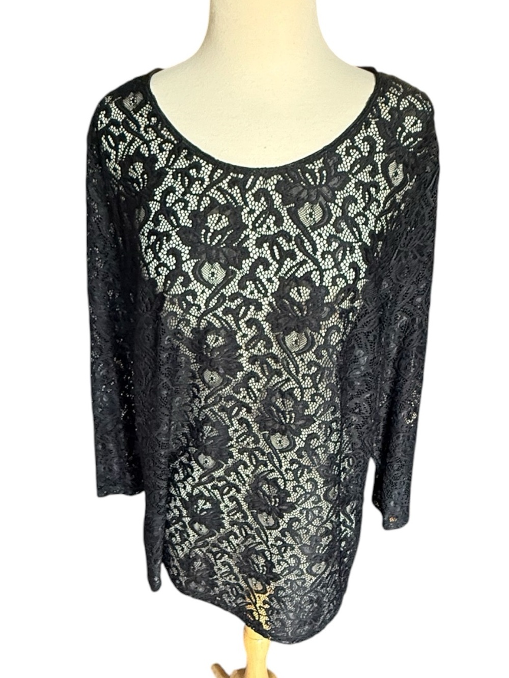 Ruby Ribbon Black Stretch Lace Top, XL